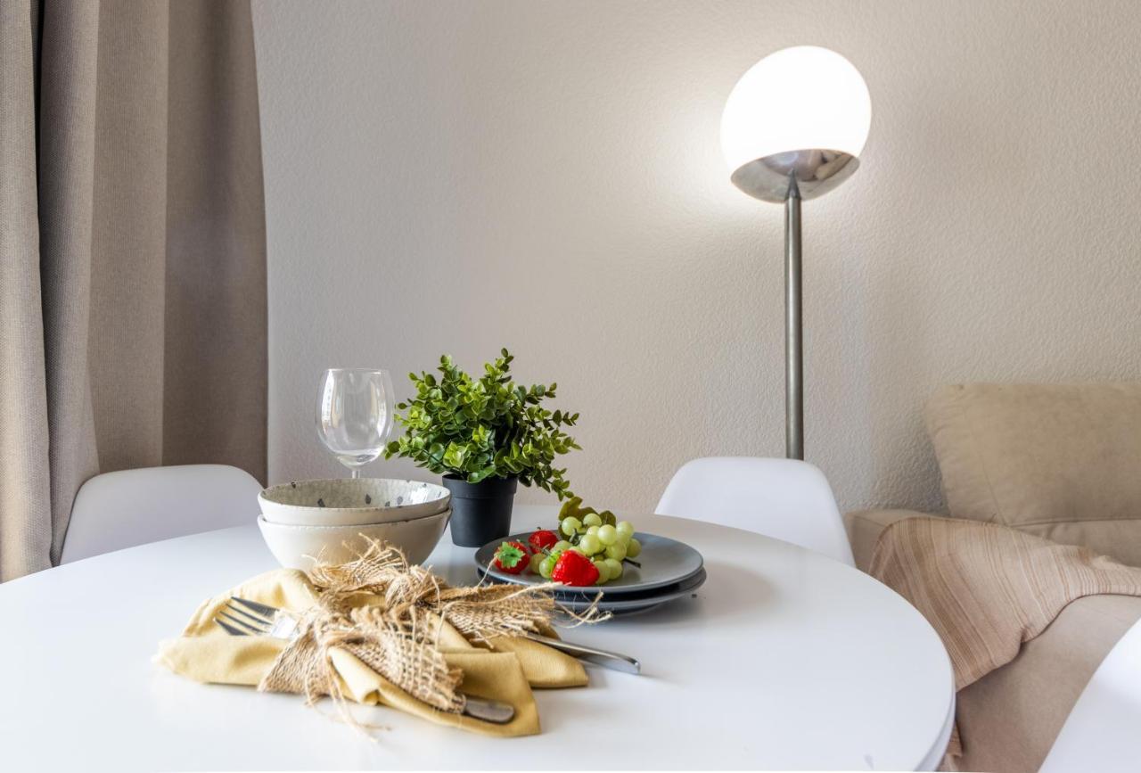 Apartamentos Alboran-Arysal سالو المظهر الخارجي الصورة