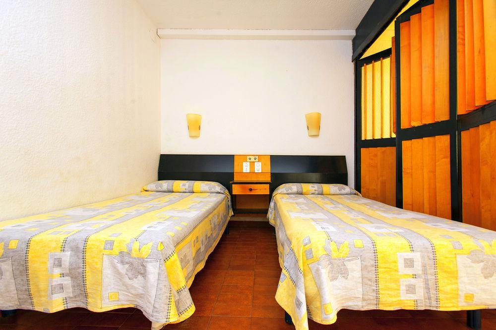 Apartamentos Alboran-Arysal سالو المظهر الخارجي الصورة