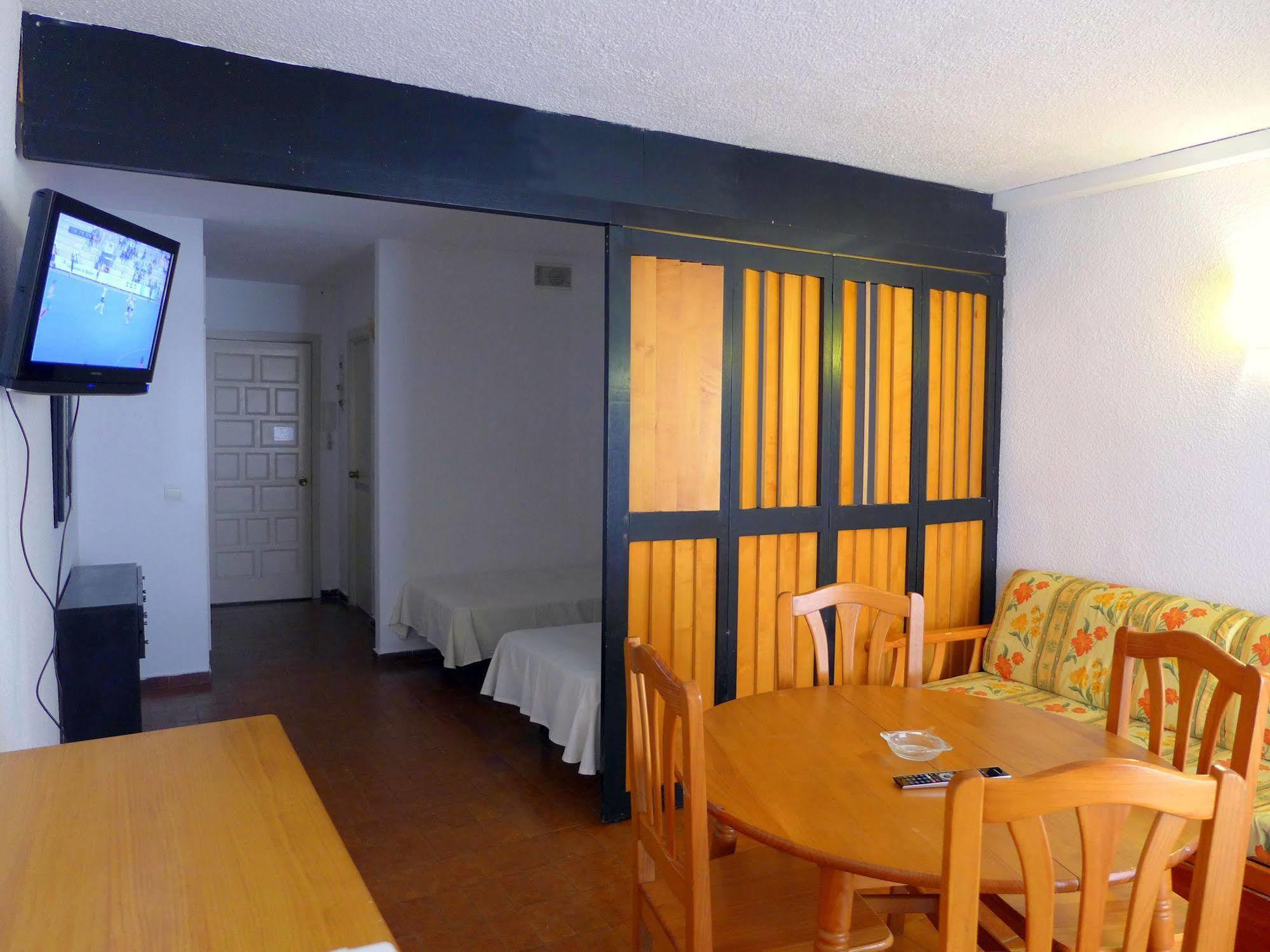 Apartamentos Alboran-Arysal سالو المظهر الخارجي الصورة