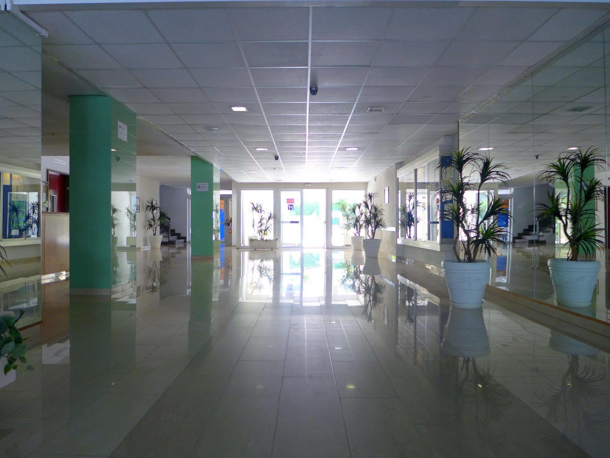 Apartamentos Alboran-Arysal سالو المظهر الخارجي الصورة