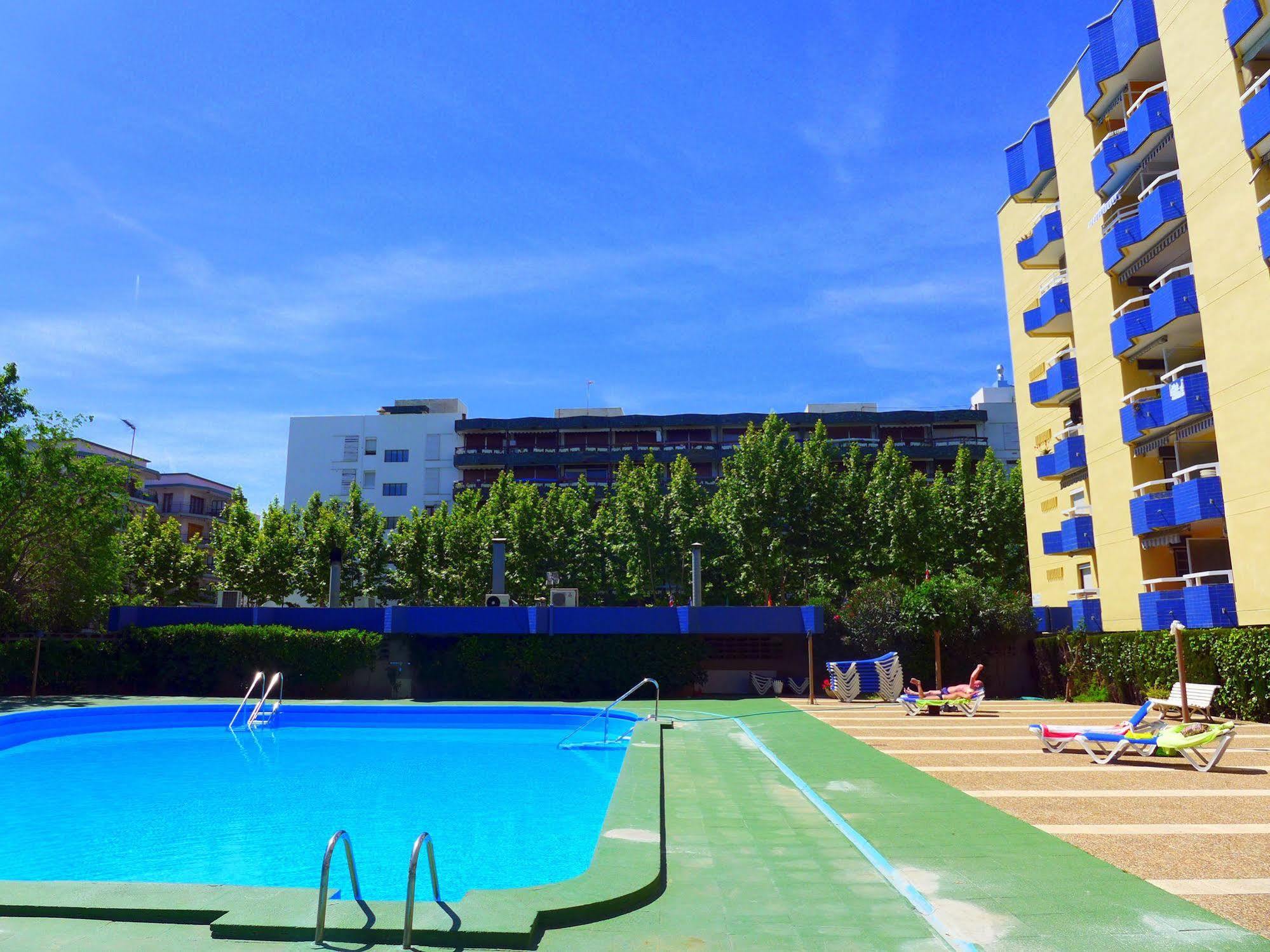 Apartamentos Alboran-Arysal سالو المظهر الخارجي الصورة